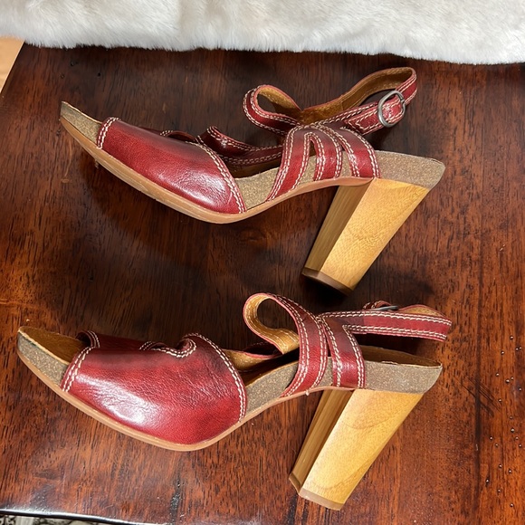 Naya Leather Heels - Picture 8 of 12